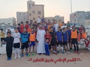 أب يحتفل بإبنه .. فقط في التعاون