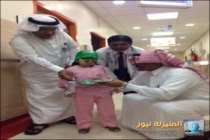 بالصور :إدارة مستشفى الجفر العام تشارك المرضى فرحة ” اليوم الوطني الـ84 “