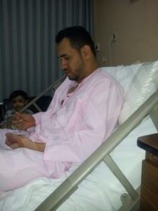 ” محمد ” يجري عملية جراحية