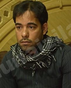 “حسن” يضيء منزل الأخ واصل