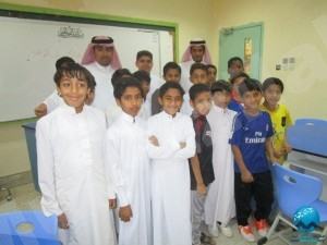 مسابقة لطلاب مدرسة المعتصم بالله بالمنيزلة