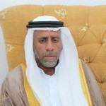 الأمطار والرياح تسقط إشارة ضوئية