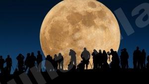 القمر العملاق يظهر الليلة .. ظاهرة فلكية لن تتكرر قبل عام 2034