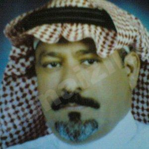 أبومحمد على السرير الأبيض