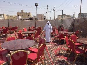 لجنة المطبخ بالمهرجان تتعاقد محلياً مع مطابخ البلدة لإعداد وجبة الضيافة