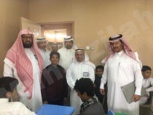 المدير العام لتعليم الأحساء في زيارة لمدرسة الطفيل بن عمرو المتوسطة