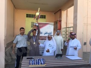 متوسطة الطفيل بن عمرو تختتم أنشطتها بمسابقة “انضباطي = نجاحي”