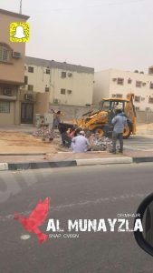 سلامة للمارة وللطلاب وللطالبات بدأ العمل بتركيب المطبات عند مركز الصفا