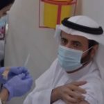 الربيعة يدشن حملة التطعيم ضد كورونا ويتلقى أول جرعة بعد قليل