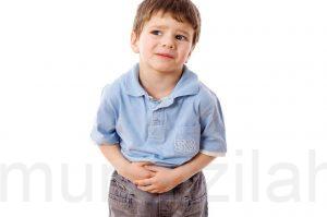 بعضها سيدهشكِ.. أسباب متعددة لآلام البطن عند الأطفالِ