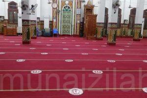 إغلاق 8 مساجد بعد ثبوت 10 حالات كورونا بين صفوف المصلين