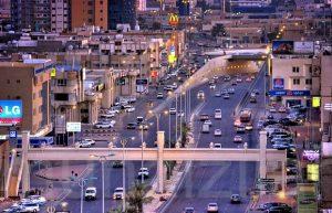 طقس الأحد.. أمطار رعدية مصحوبة برياح نشطة على عدة مناطق