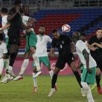 أبشر: تصريح السفر على الجواز يتم للأقل من 21 عامًا
