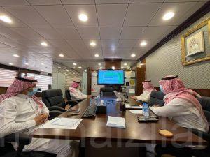 مدير عام ⁧‫#تعليم_الأحساء‬⁩ يلتقي مديرات المدارس افتراضيا