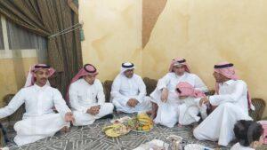 بالصور: أسرة “المرحوم محمد عبدالله الدليم” تحتفل بعيد الفطر المبارك