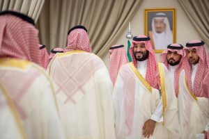 بالفيديو والصور.. سمو ولي العهد يستقبل عددا من المواطنين في المنطقة الشرقية