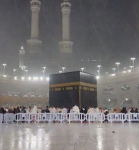 لسلامة المعتمرين…. 4 تنبيهات وقت هطول الأمطار