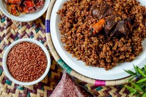 باحثون يُحوّلون مخلفات “الأرز الحساوي” لمنتجات صناعية