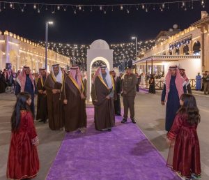 محافظ الأحساء يدشّن مهرجان “ليالي القيصرية”