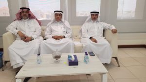 مدير شركة المياه بالأحساء يستقبل اللجنة الأهلية بالمنيزلة للبحث حول خدمات المياه