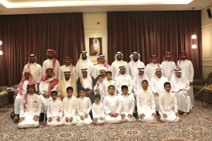 بالصور: “عائلة الأحمد” تحتفل بعيد الفطر المبارك وتستقبل المهنئين