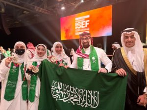 طلبة المملكة يحصدون 23 جائزة في “آيسف 2025”