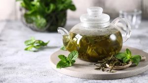 الشاي الأخضر.. مشروب يعزّز الصحة وتوقيت تناوله يصنع الفارق