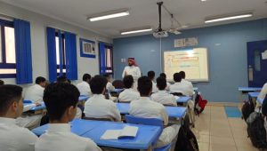 «التعليم»: عقوبة للطالب حال الإشارة بحركات «مخلة بالأدب» للمعلمين أو ابتزازهم