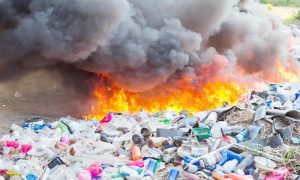 إدارة النفايات: غرامة 10 ملايين ريال لحرق النفايات في الأماكن المكشوفة
