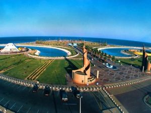 الأرصاد عن طقس الجمعة: أمطار رعدية ورياح نشطة على عدة مناطق