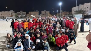 بالصور: المنيزلة تحتفي بالأستاذ عدنان الظفر وفاءً لمسيرة تعليمية تجاوزت الثلاثين عاماً