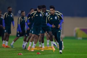 المنتخب السعودي يوافق على طلب الأهلي قبل مباراة النصر في دوري روشن