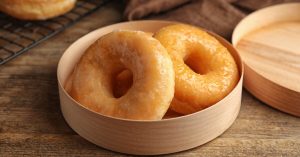 الخضيري يحذّر: المعجنات المقلية خطر صامت يضاعف الإصابة بالسكري