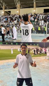 نجم المنيزلة “عبدالله المكي” يساهم في عودة هجر إلى دوري “يلو”