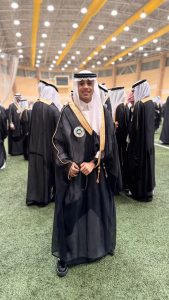 بخطى واثقة.. «مهدي البراهيم» يتخرج من جامعة الملك فيصل
