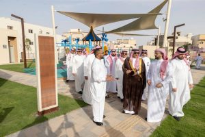 أمين الأحساء يدشّن حديقة المنيزلة ضمن مشاريع تنموية تجمع بين الترفيه والتسوق
