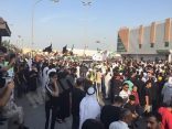 بالصور.. أمواج بشرية تزف شهداء ”الحيدرية“ للمثوى الاخير في سيهات