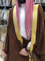 توجيه لمؤذني وأئمة المساجد بلبس البشت للصلاة