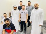 إدارة السالمية في زيارة للاعب “علي حسين”
