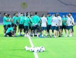 “الأخضر” يبدأ معسكره في  الدمام