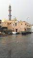 شاهد بالصور جمال الأمطار في شوارع المنيزلة